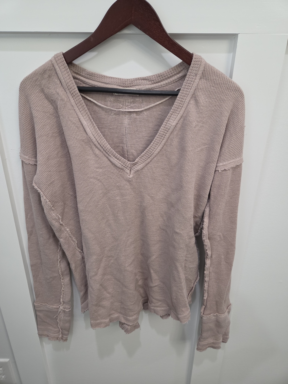 We The Free Ribbed V-Neck Long Sleeve Top in Mauve